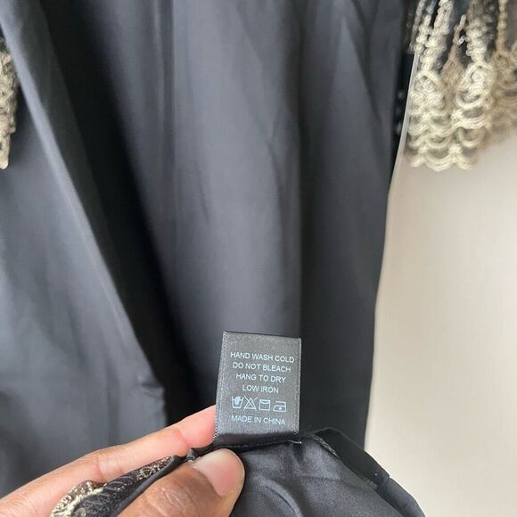 NEW Tuckernuck Pomander Place Black Lillith Gold Embroidered Lace Dress Size M - Picture 9 of 10